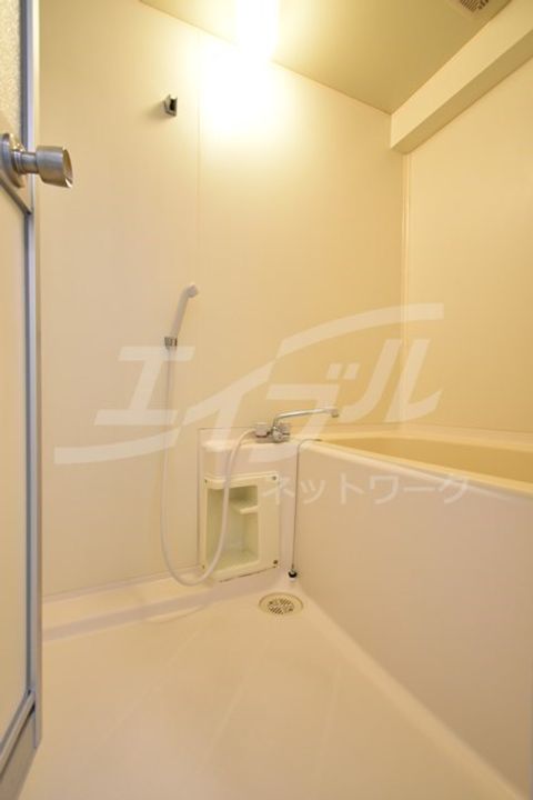 レジデンス吉川5号棟の風呂