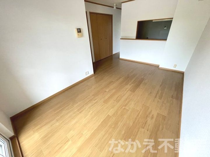 徳島県阿南市向原町下ノ浜(アパート)の賃貸物件の居間