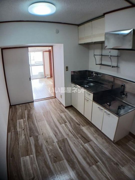 福島県郡山市田村町金屋字二本木(マンション)の賃貸物件の居間