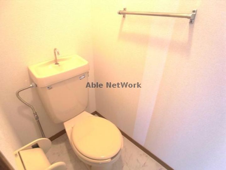 岐阜県岐阜市西改田上の町(アパート)の賃貸物件の内装