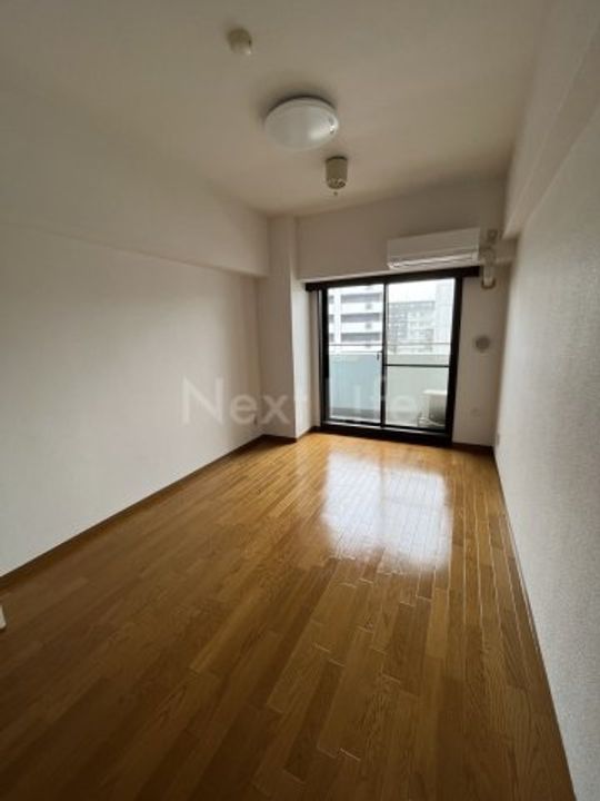 神奈川県横浜市中区初音町1(マンション)の賃貸物件の居間