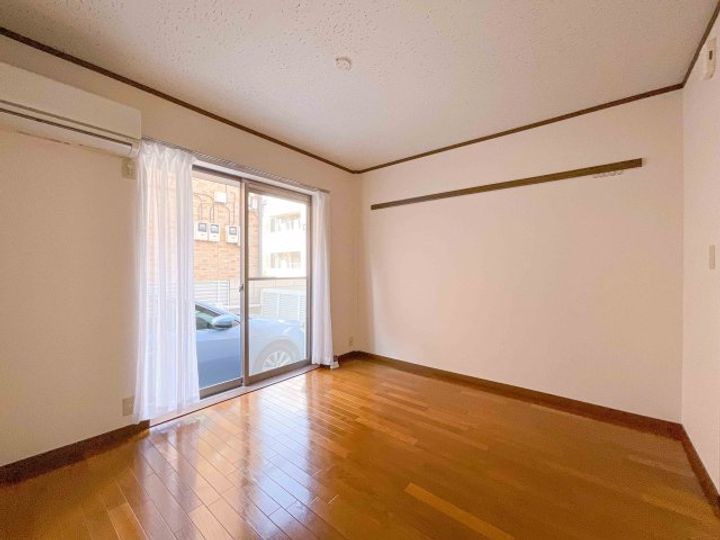 メゾン美光の居間