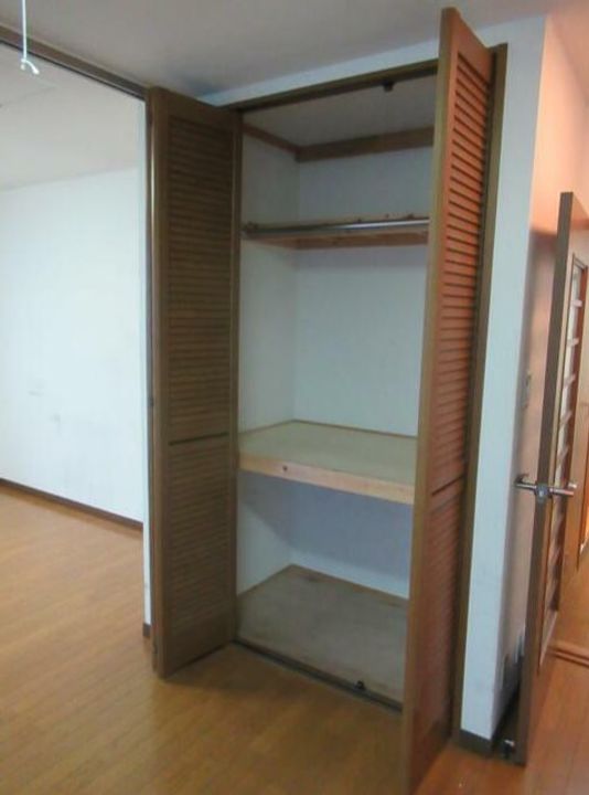 東京都調布市仙川町1の賃貸マンションの内装