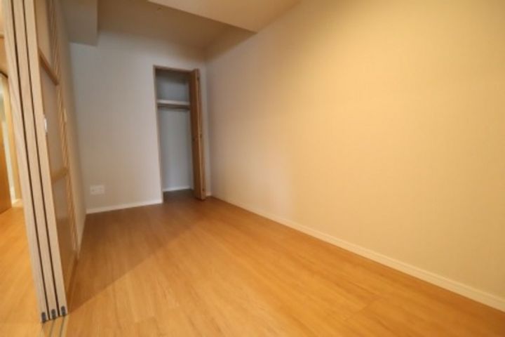 La neige 中山下の内装