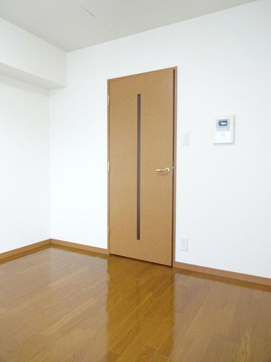 東京都中野区大和町3(マンション)の賃貸物件の玄関