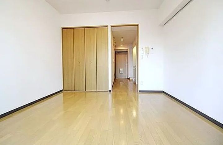 フォレスト向河原の居間
