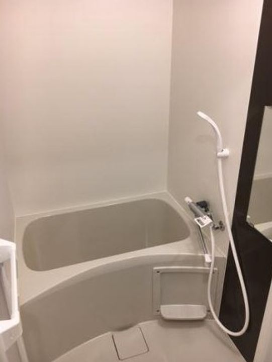 神奈川県横浜市旭区鶴ケ峰本町1(マンション)の賃貸物件の風呂