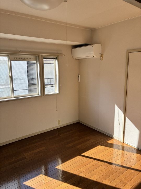 NSハイツの居間