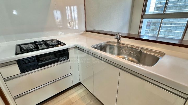 アメックス赤坂門タワーのキッチン