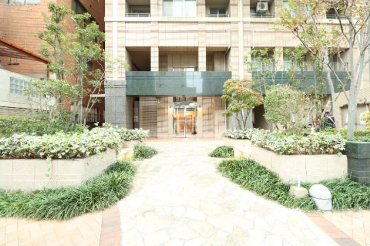 アメックス赤坂門タワーの地図