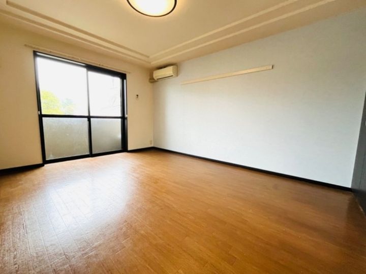 アメニティ市原の居間