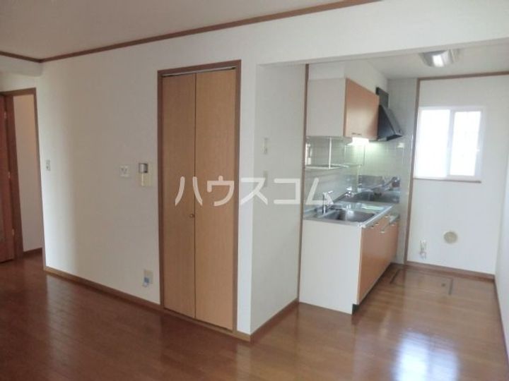 カーサグランビューBの居間