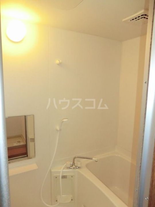 カーサグランビューBの風呂