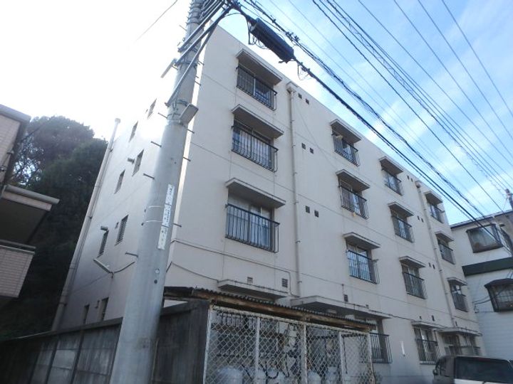 親和マンションの外観