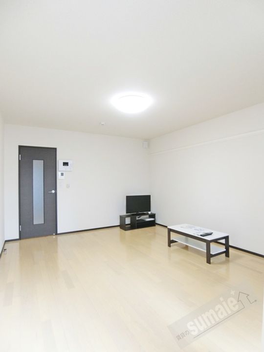 和歌山県和歌山市西浜(アパート)の賃貸物件の居間