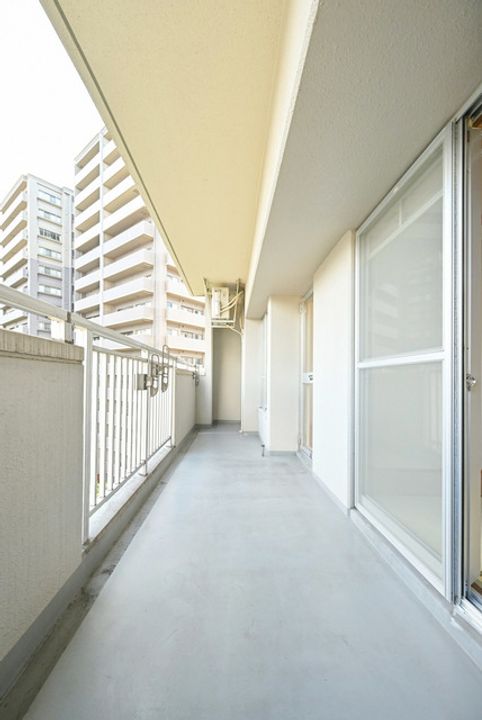 URアーベイン大手町の内装