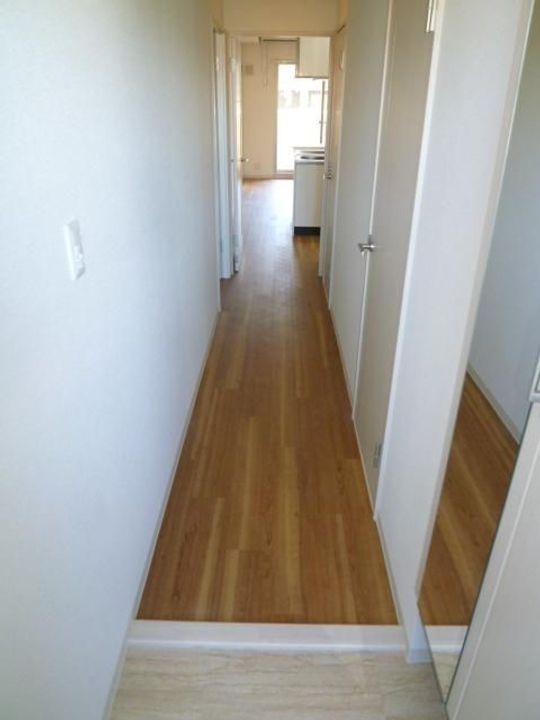 ラシュレの玄関