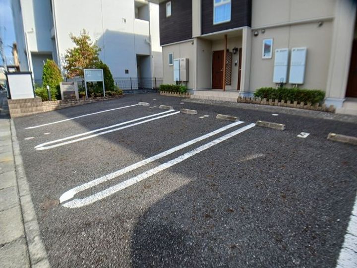 カームリー ローレルの地図
