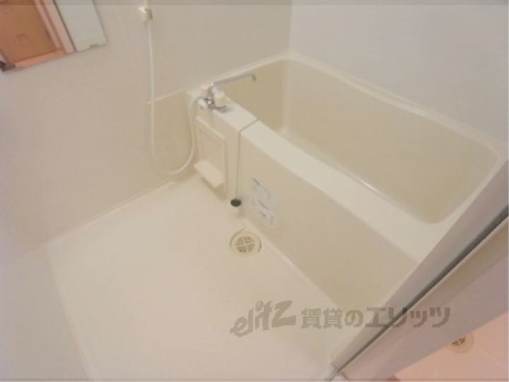 セヴェルSeta4の風呂