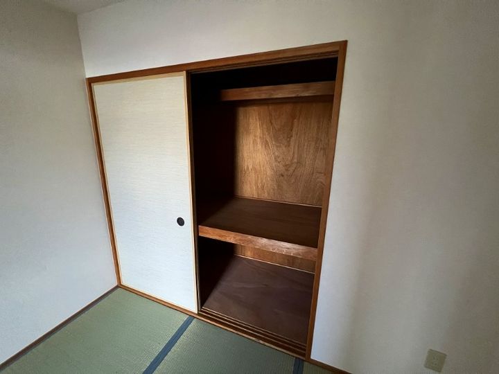 奈良県大和高田市神楽3(マンション)の賃貸物件の内装