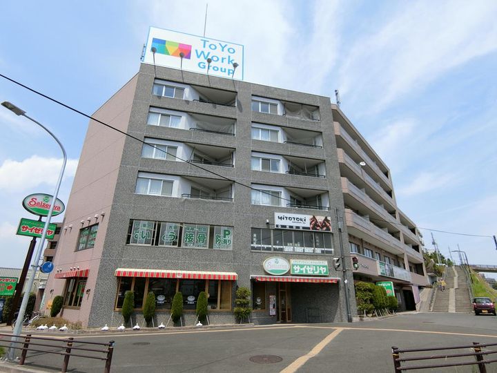 フォレストヒルズ台原の周辺