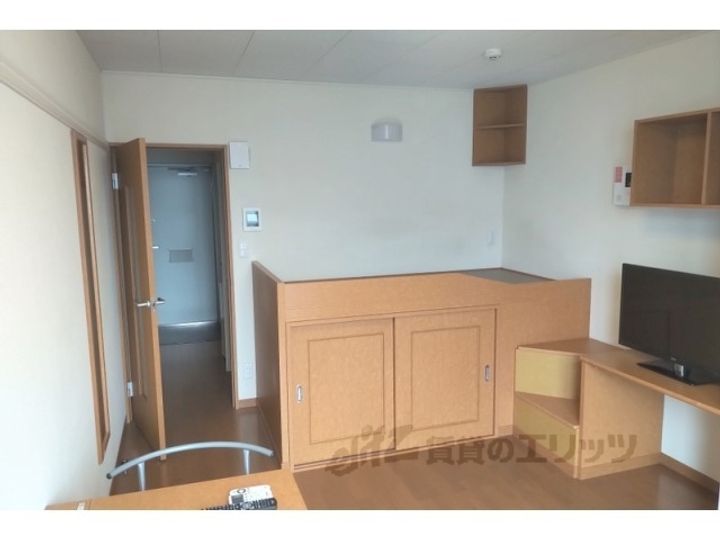 レオパレスアスカの居間