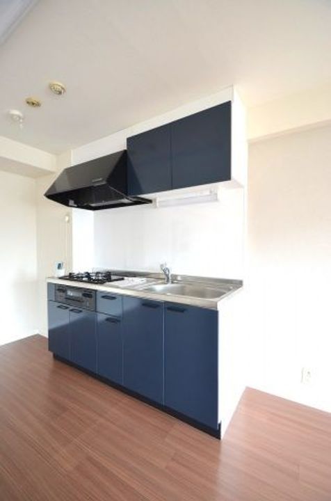 ’90ninety-3行田のキッチン