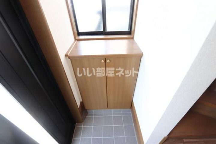 広島県福山市川口町5(一戸建)の賃貸物件の玄関