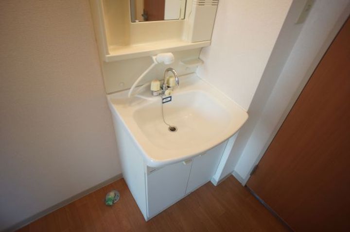 グラスグリーンの内装