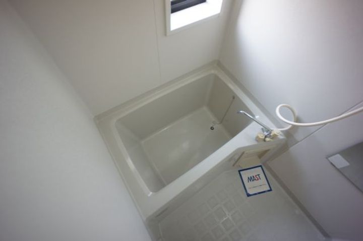 グラスグリーンの風呂