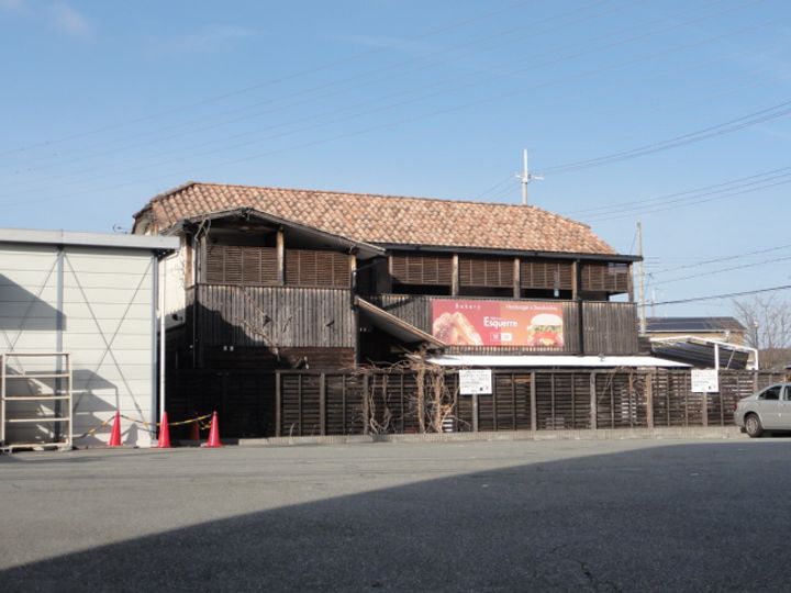 グラスグリーンの周辺