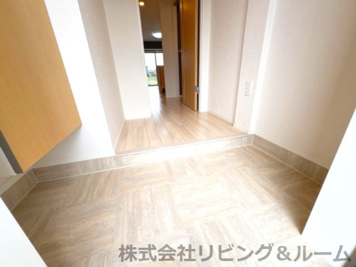 茨城県神栖市大野原中央1(アパート)の賃貸物件の玄関