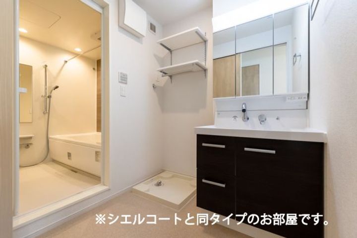 ラ ペ フランIIの内装