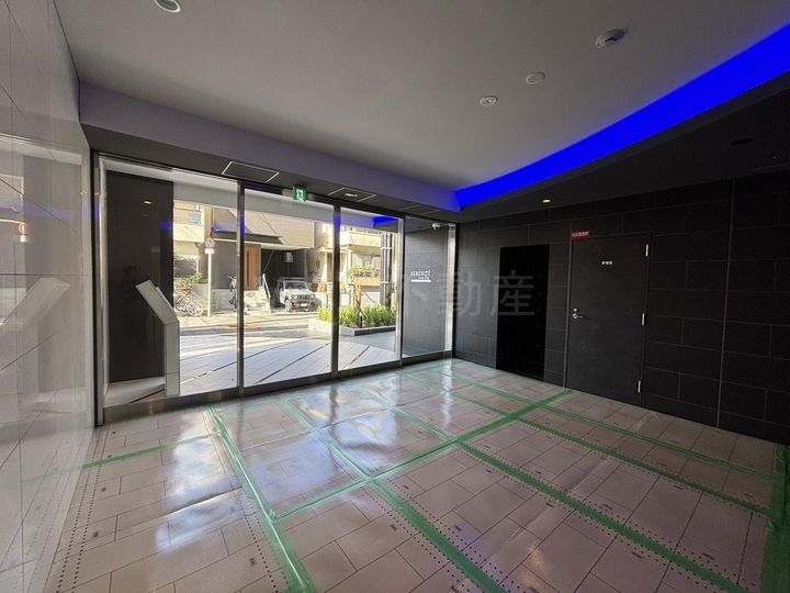 セレニテ江坂エクラの地図