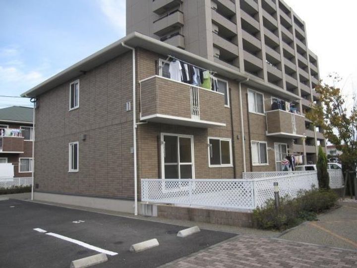 ルミエール神宮 IIの外観