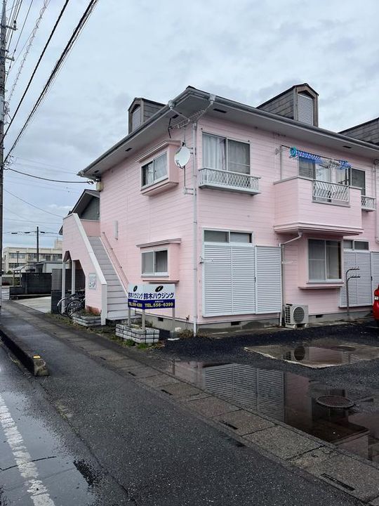 AIZAWAハイツエールの外観