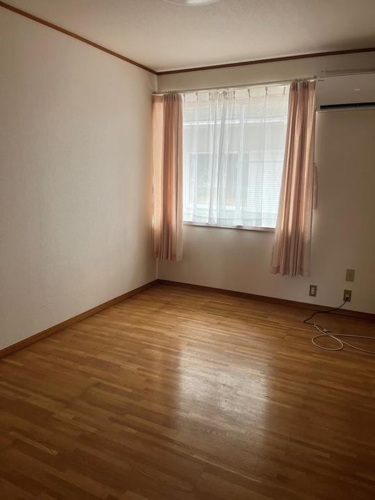 AIZAWAハイツエールの居間