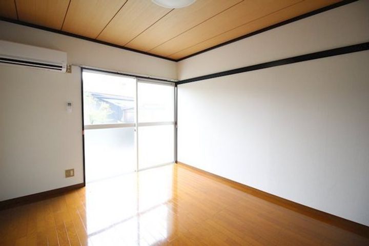 コーポプチIIIの居間