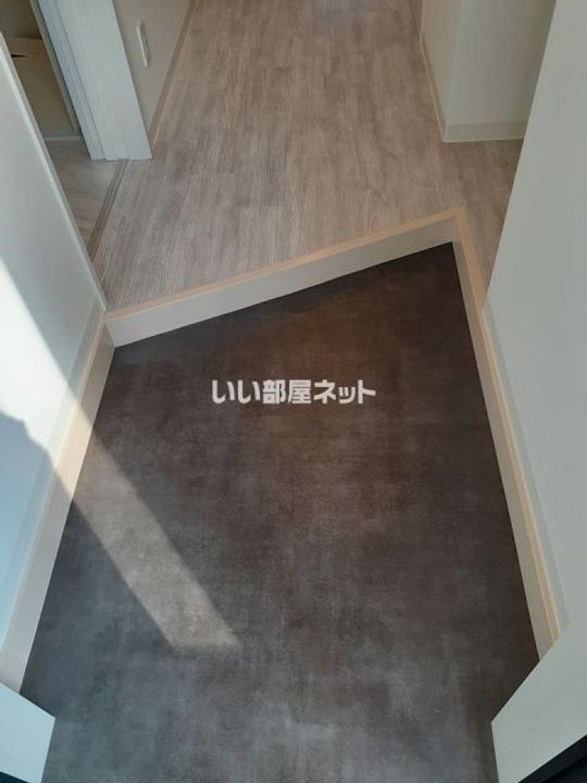 ステラウッド高鷲IIの玄関