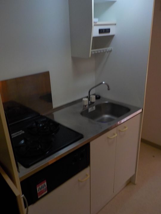 静岡県浜松市中央区旅籠町(アパート)の賃貸物件のキッチン