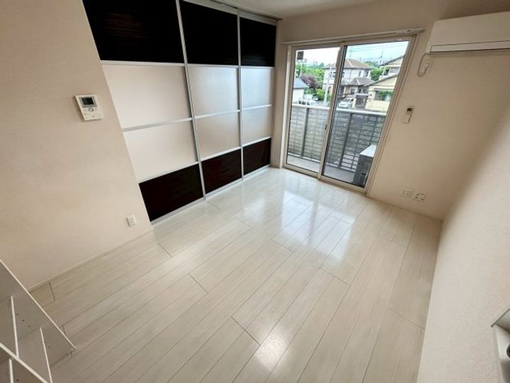 千葉県四街道市栗山(アパート)の賃貸物件の居間