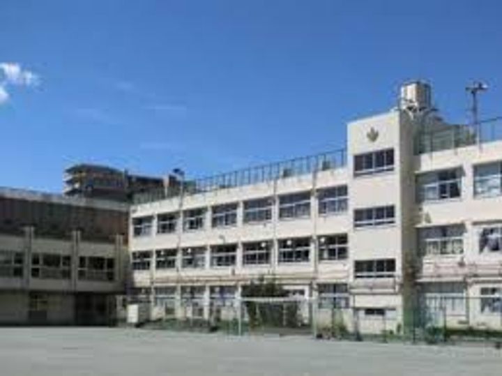 東京都杉並区下高井戸1(アパート)の賃貸物件の周辺