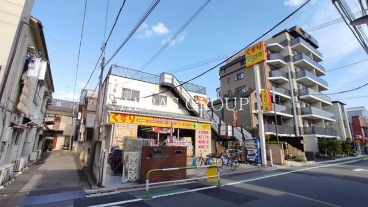 山口ビルの周辺