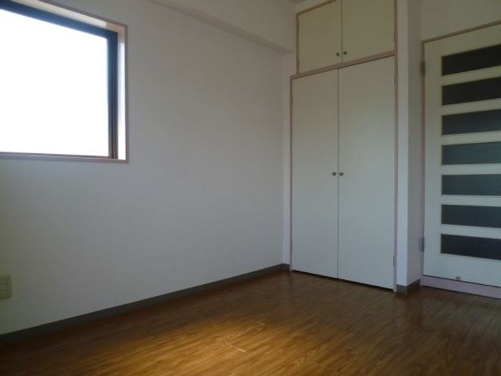 クリオ金沢文庫壱番館の内装