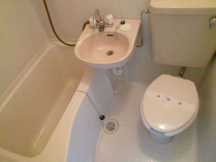 クリオ金沢文庫壱番館の風呂