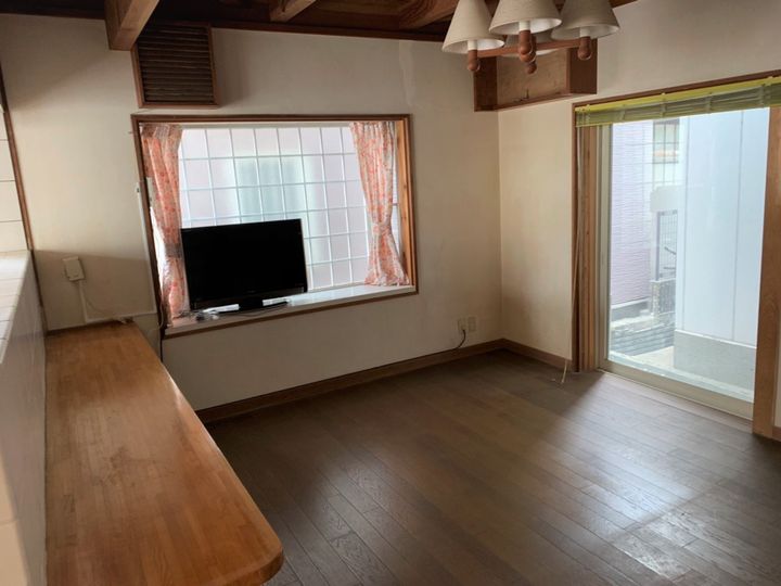 高知県高知市寿町(一戸建)の賃貸物件の居間