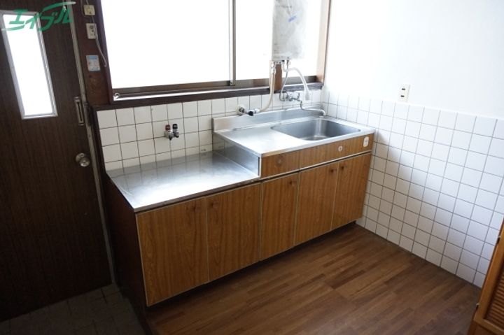三重県伊勢市楠部町(一戸建)の賃貸物件のキッチン