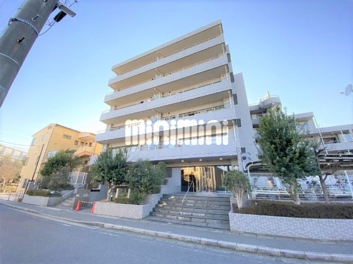 ラ・フォレ21の外観