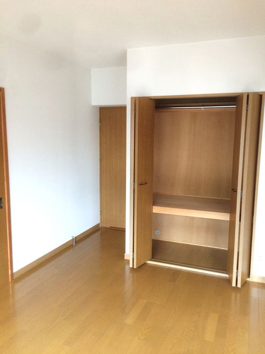 ラピスラズリ愛の内装