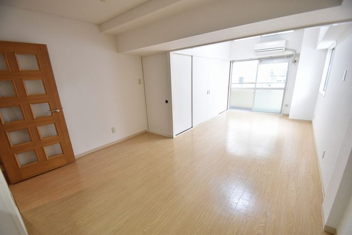 広島県広島市中区国泰寺町2(マンション)の賃貸物件の居間